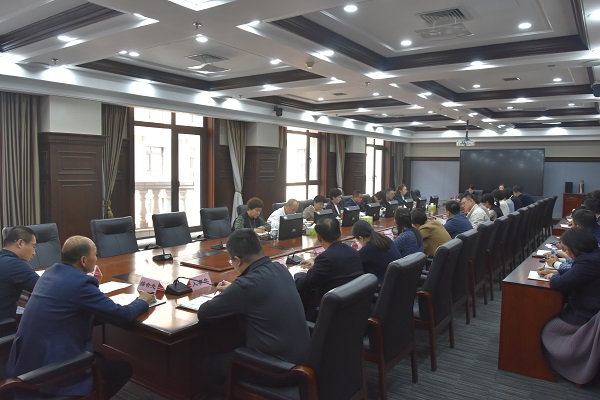 市检察院党组举办树立和践行正确政绩观学习教育第1期读书班暨理论学习中心组（扩大）专题学习会