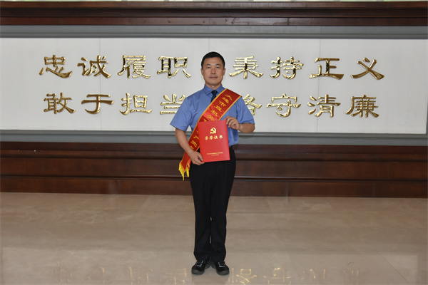 刘振民.jpg